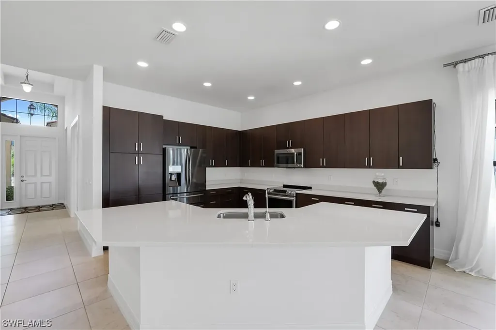 13715 Luna Drive Naples FL 34109