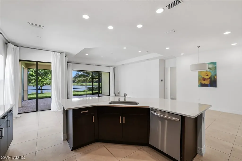 13715 Luna Drive Naples FL 34109