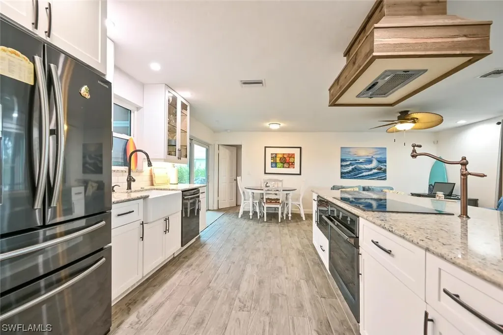3131 Calusa Avenue Naples FL 34112