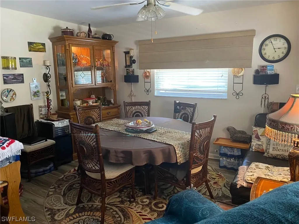 824 98th Avenue N Naples FL 34108