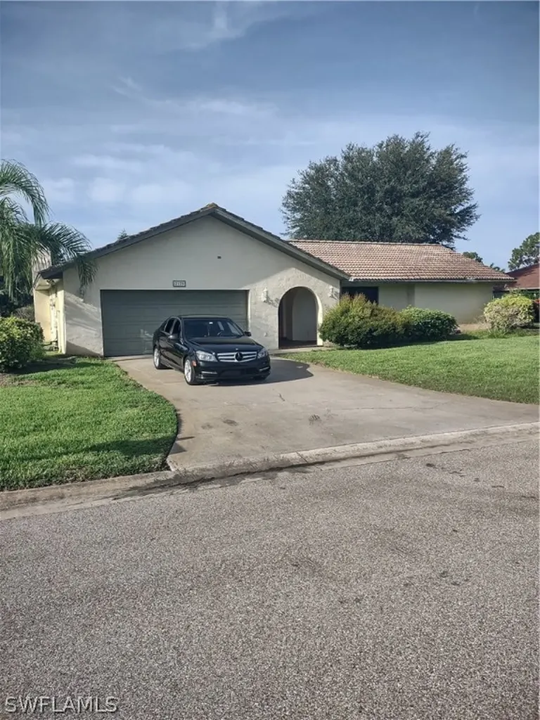 2179 Treehaven Circle N Fort Myers FL 33907