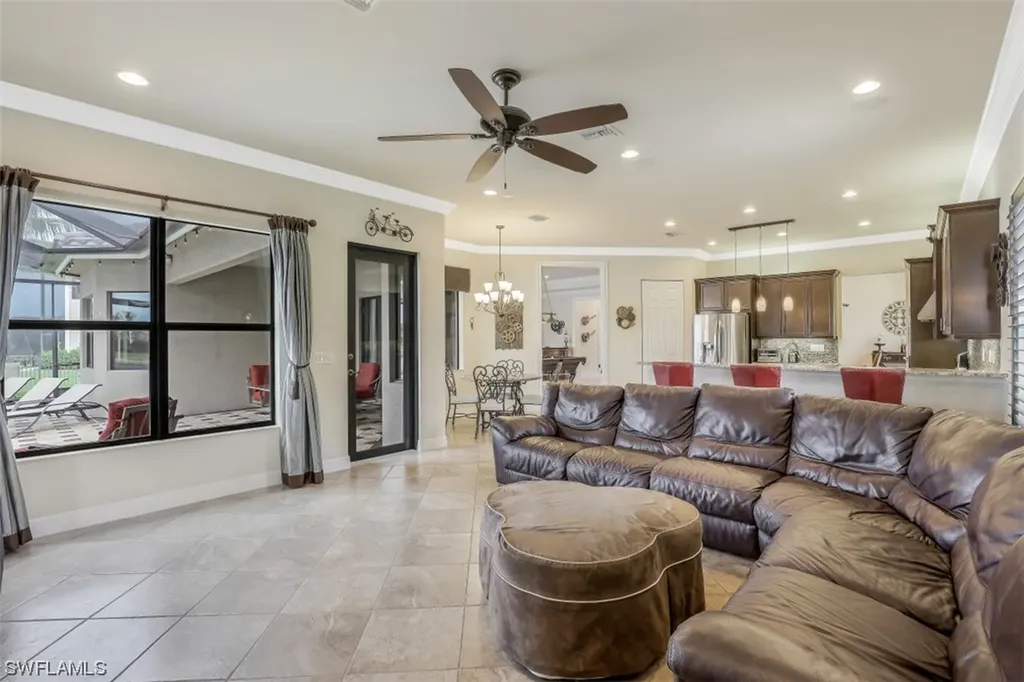 3910 Glacier Court Naples FL 34119