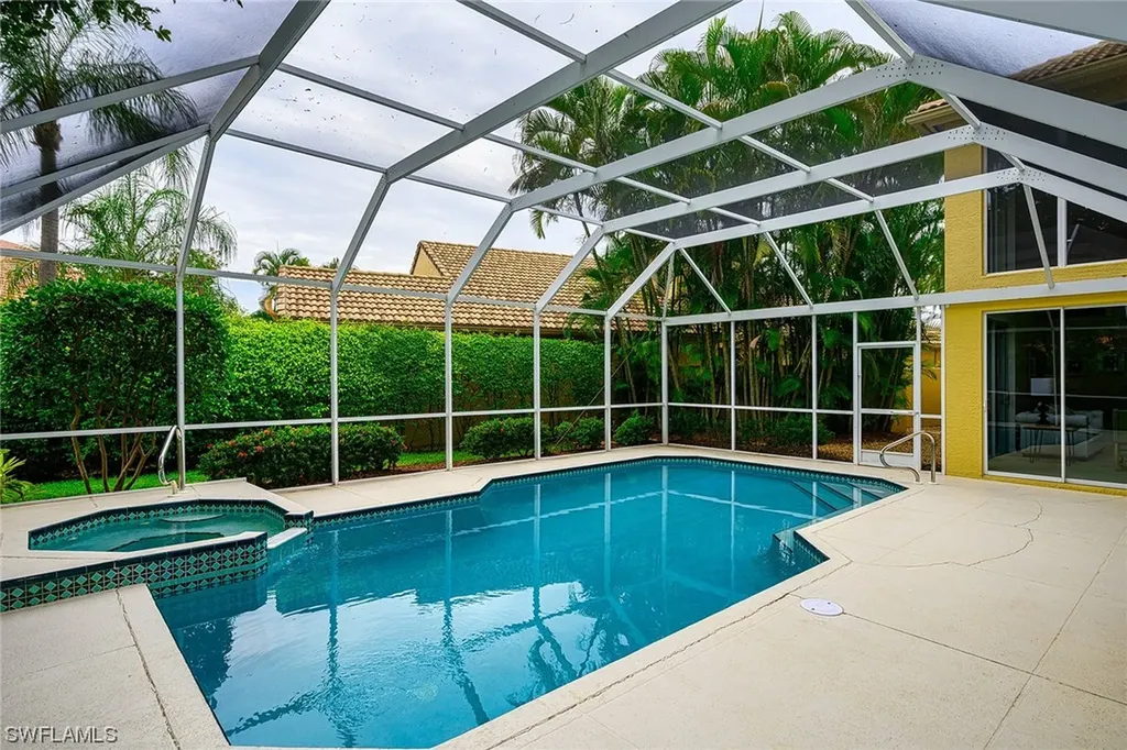 188 Vista Lane Naples FL 34119