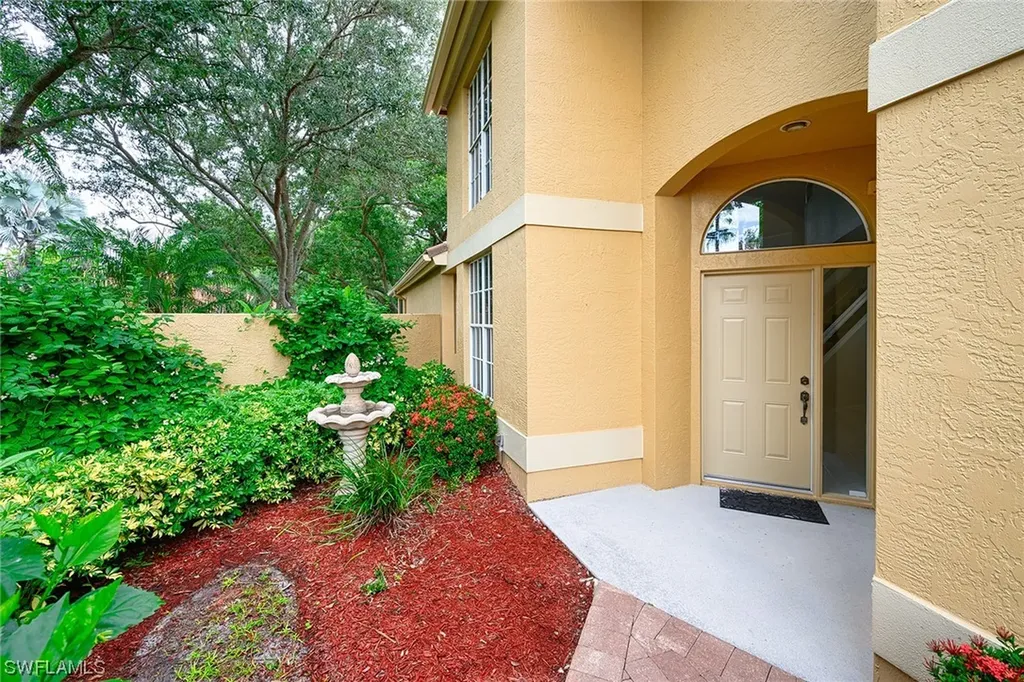 188 Vista Lane Naples FL 34119
