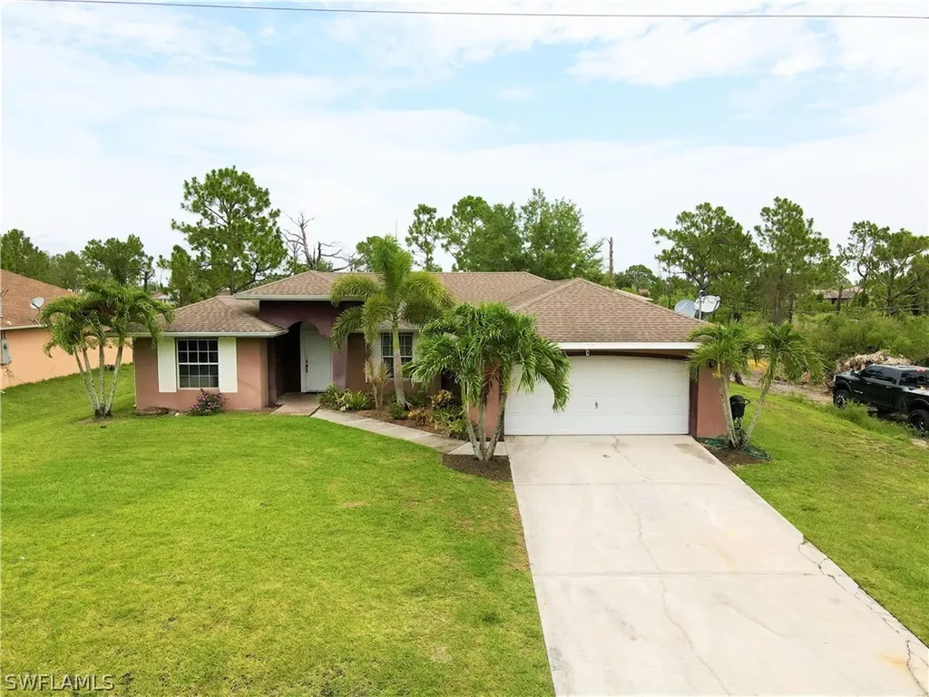 1527 Meadow Road Lehigh Acres FL 33976