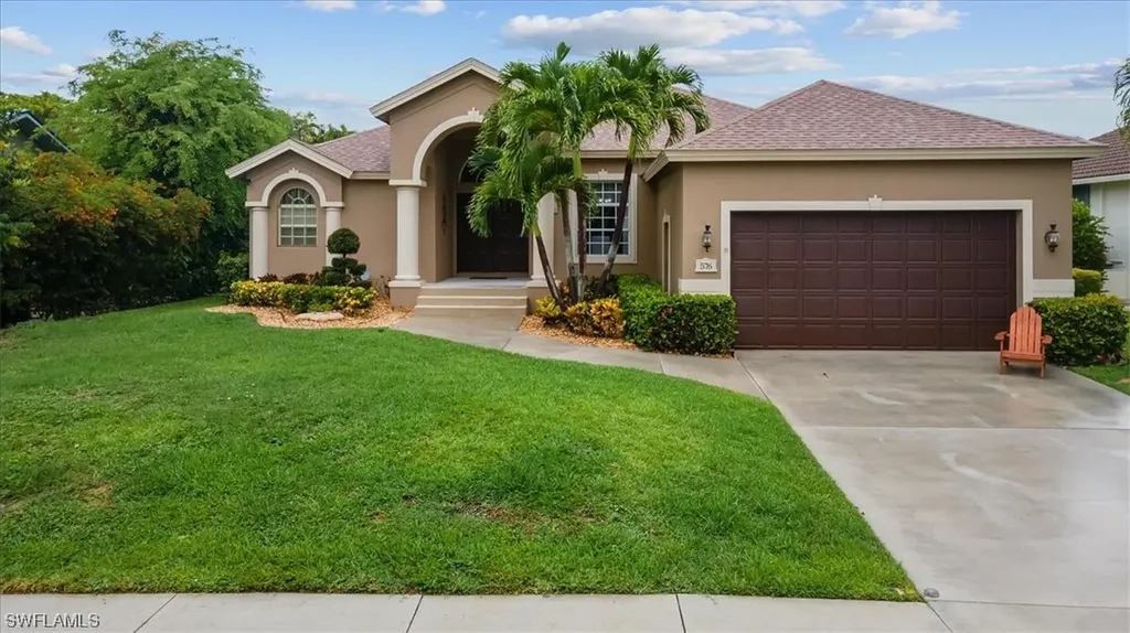 576 Somerset Court Marco Island FL 34145