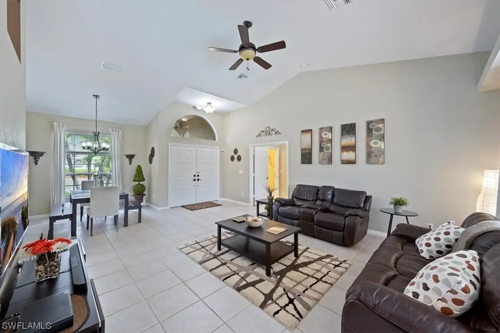 576 Somerset Court Marco Island FL 34145