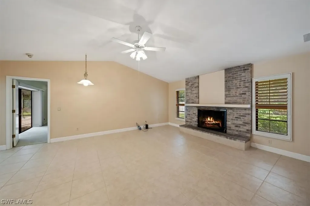 1800 Silver Sands Avenue Naples FL 34109