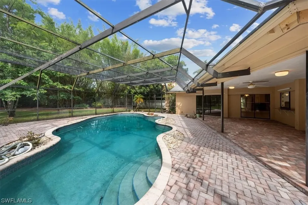 1800 Silver Sands Avenue Naples FL 34109