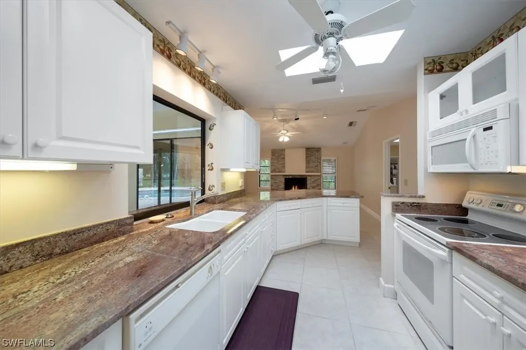 1800 Silver Sands Avenue Naples FL 34109