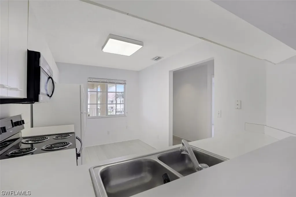 7761 Jewel Lane Naples FL 34109