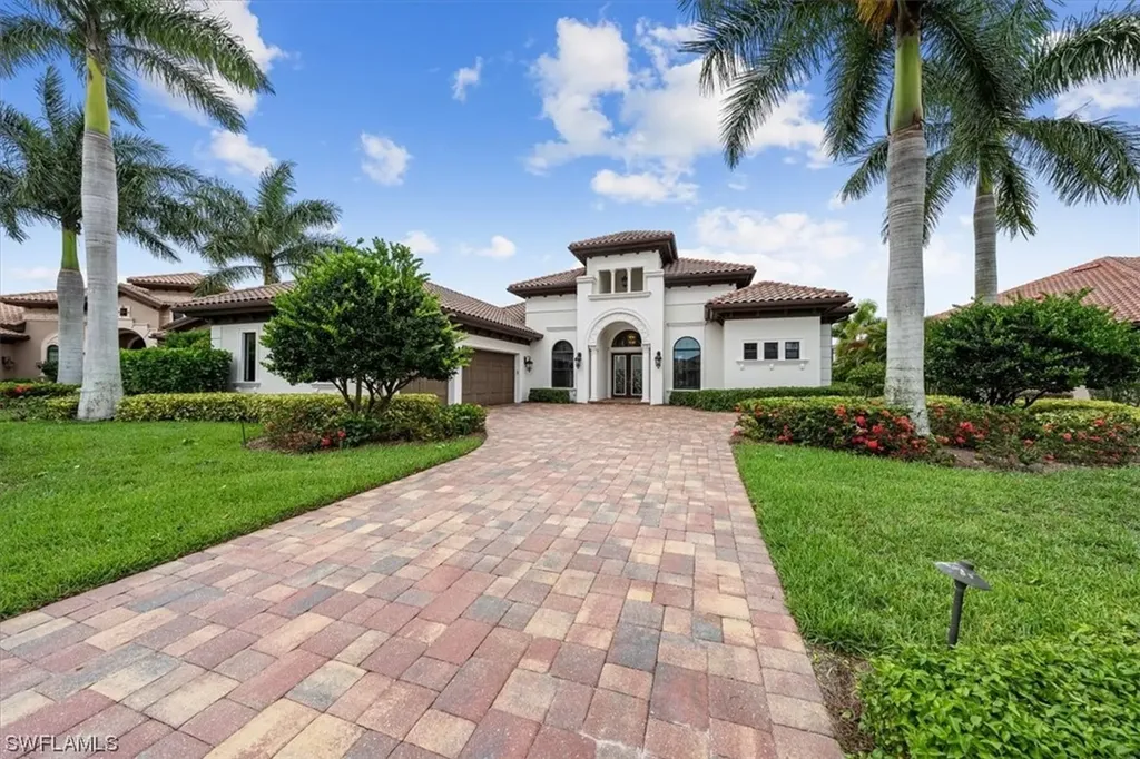 6467 Emilia Court Naples FL 34113