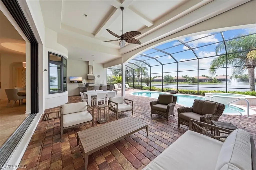 6467 Emilia Court Naples FL 34113
