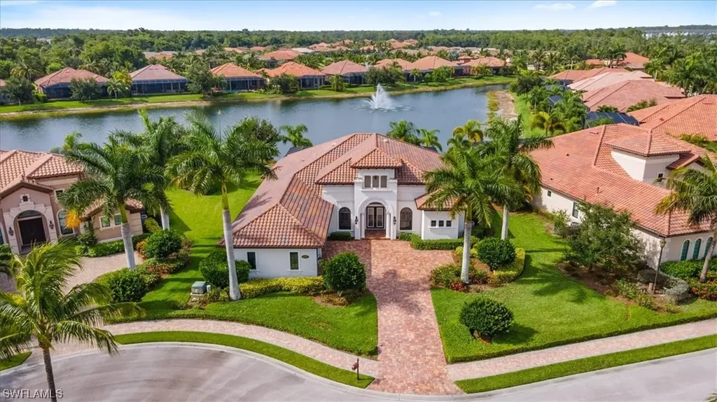 6467 Emilia Court Naples FL 34113