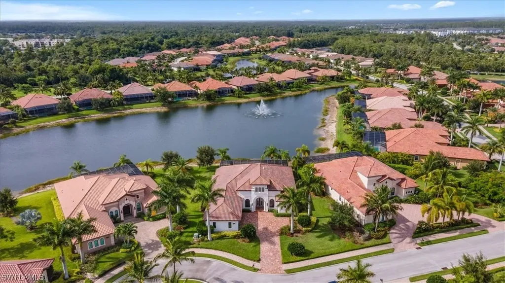 6467 Emilia Court Naples FL 34113
