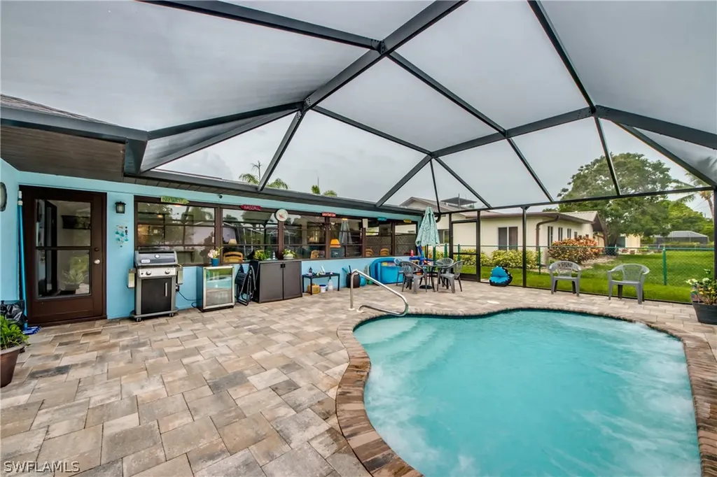 703 Wildwood Parkway Cape Coral FL 33904