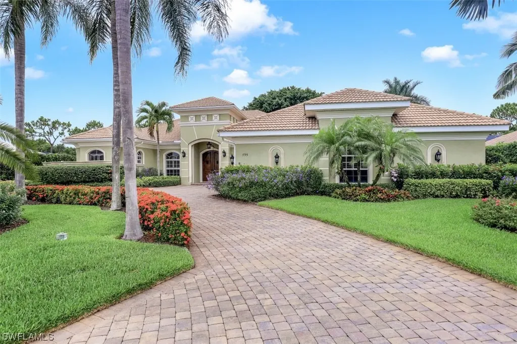 795 Brentwood Point Naples FL 34110