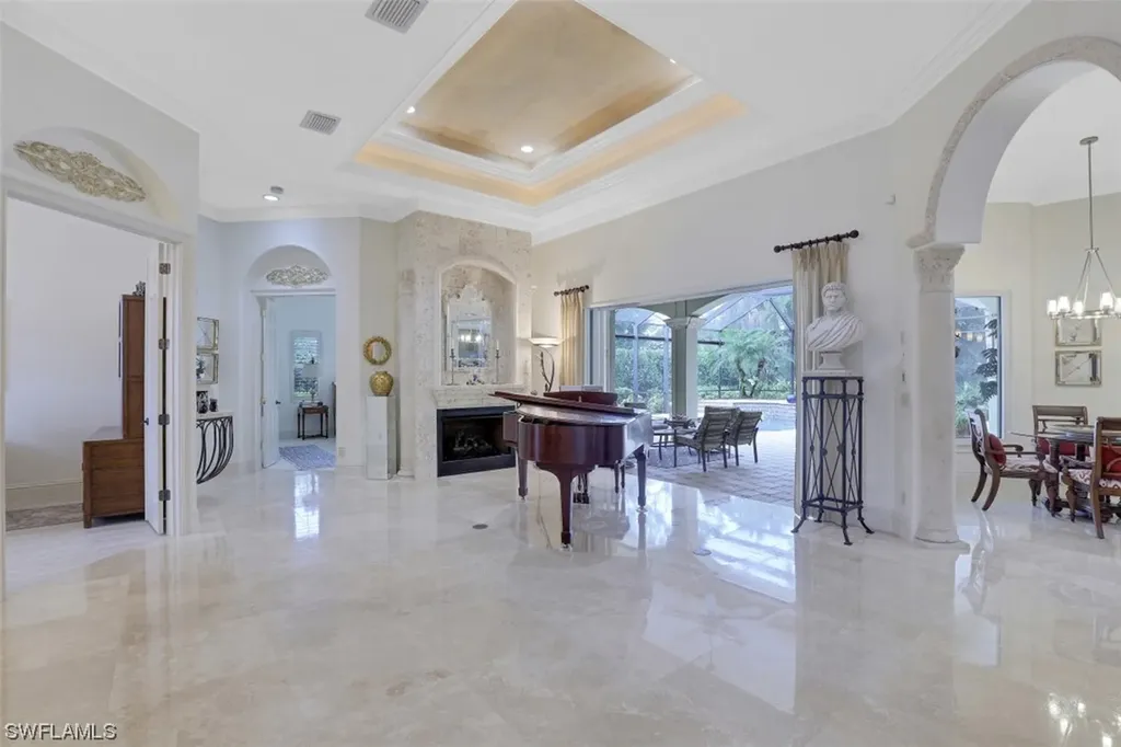 795 Brentwood Point Naples FL 34110