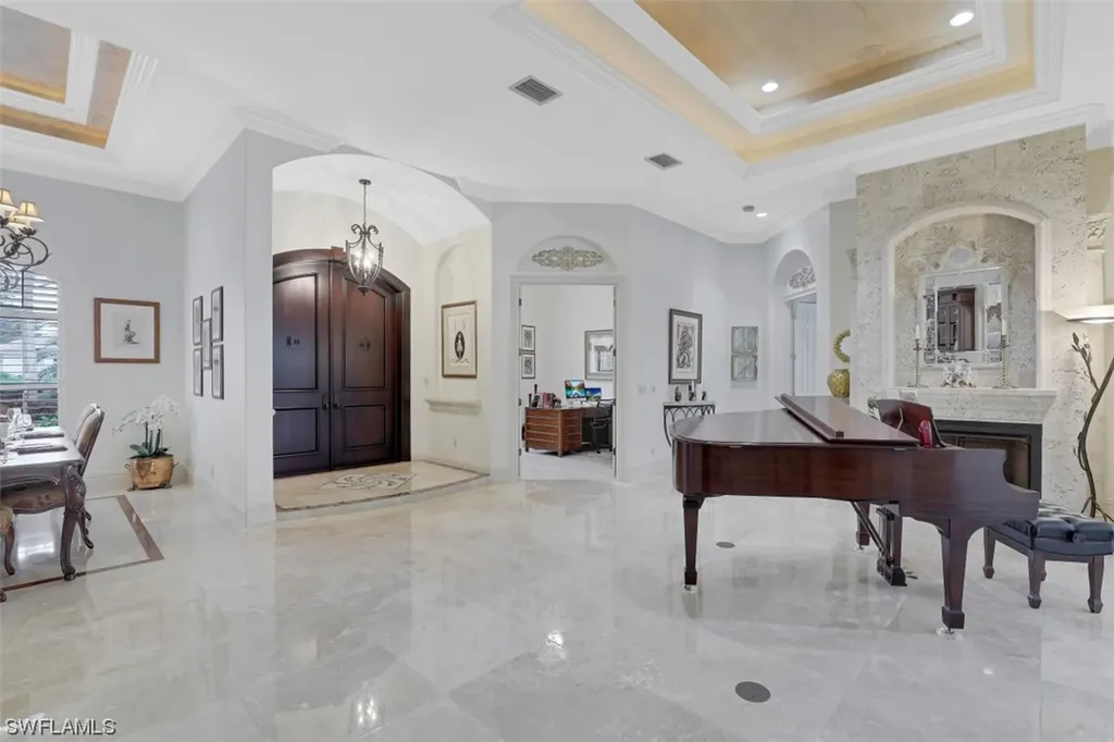 795 Brentwood Point Naples FL 34110