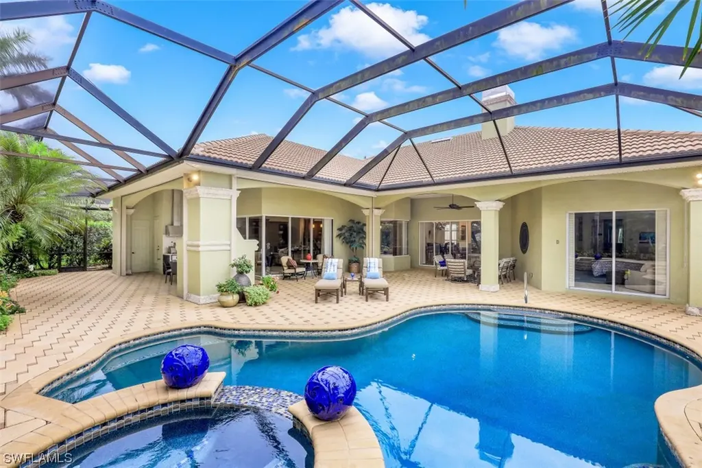 795 Brentwood Point Naples FL 34110