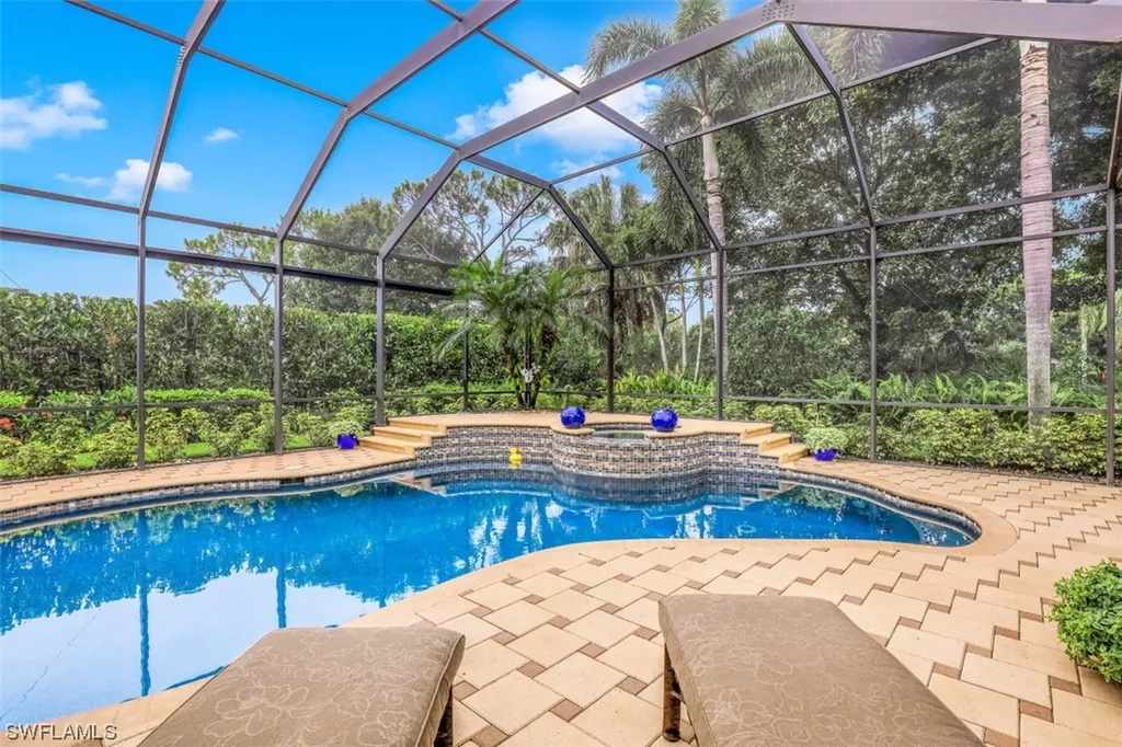 795 Brentwood Point Naples FL 34110