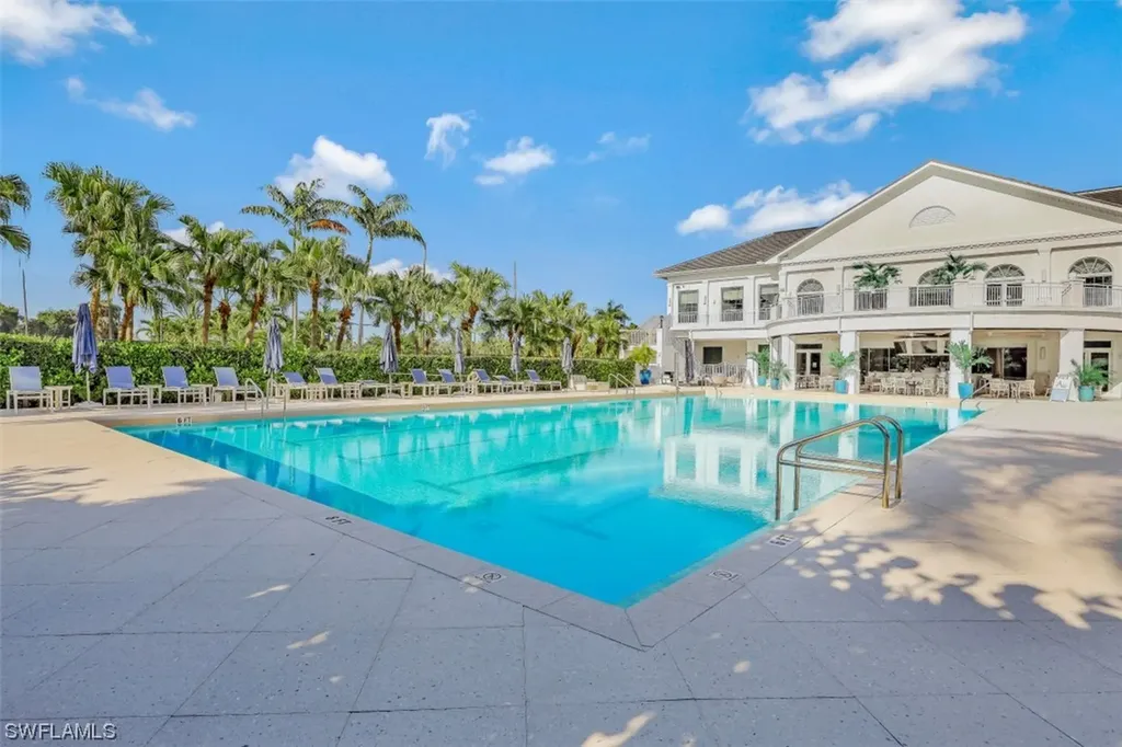 795 Brentwood Point Naples FL 34110