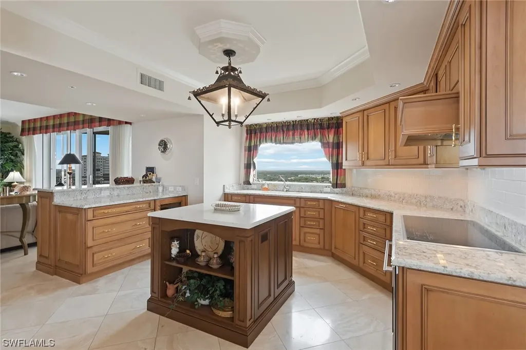 8231 Bay Colony Drive Naples FL 34108