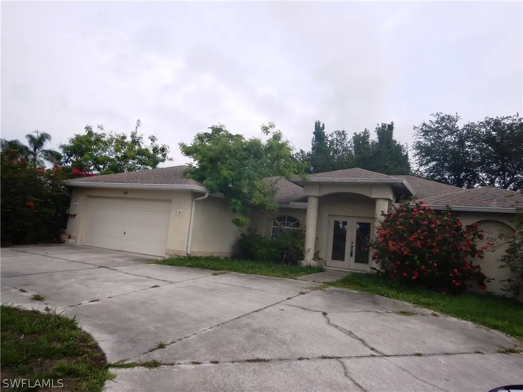 2113 Viscaya Parkway Cape Coral FL 33990