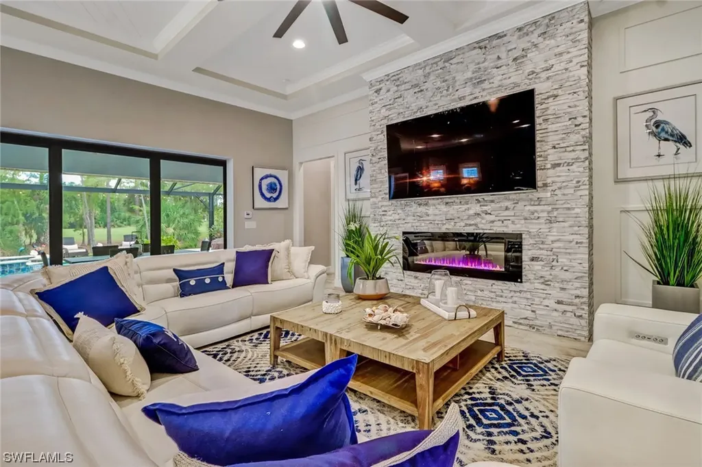 8961 Bahama Swallow Way Naples FL 34120