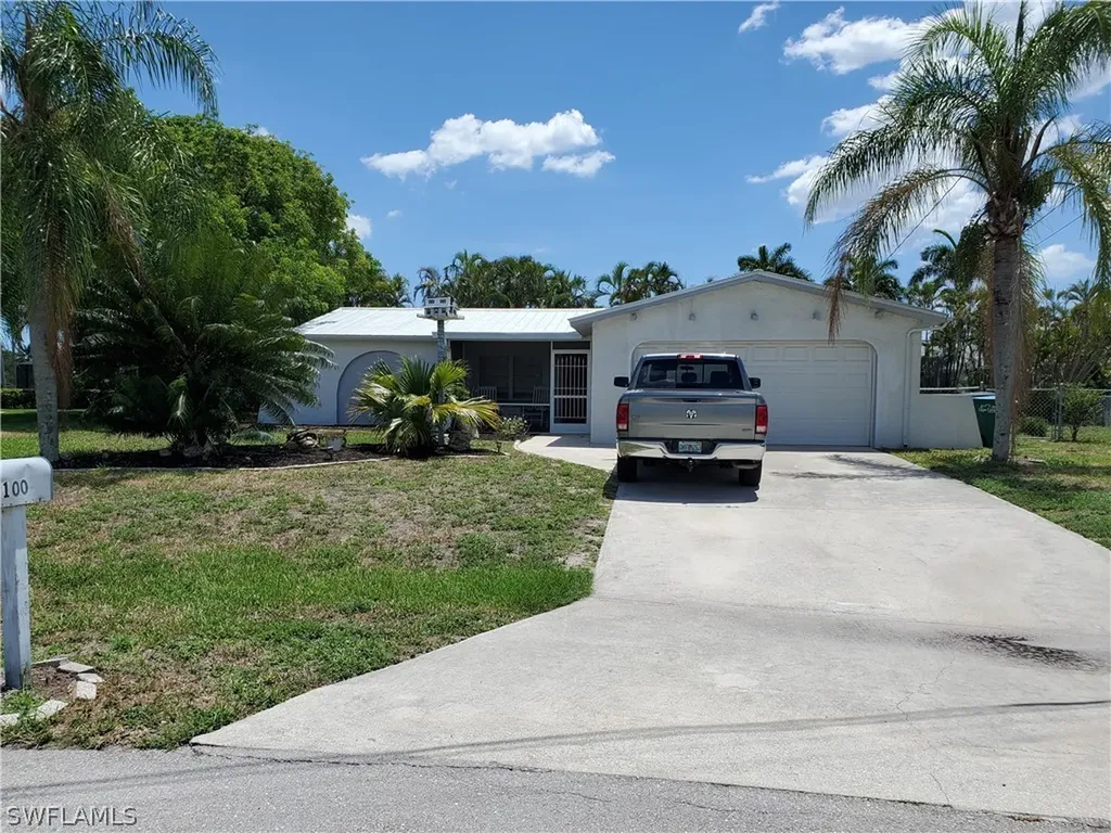 1100 SE 31st Terrace Cape Coral FL 33904