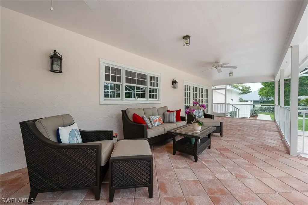 9033 Ligon Court Fort Myers FL 33908