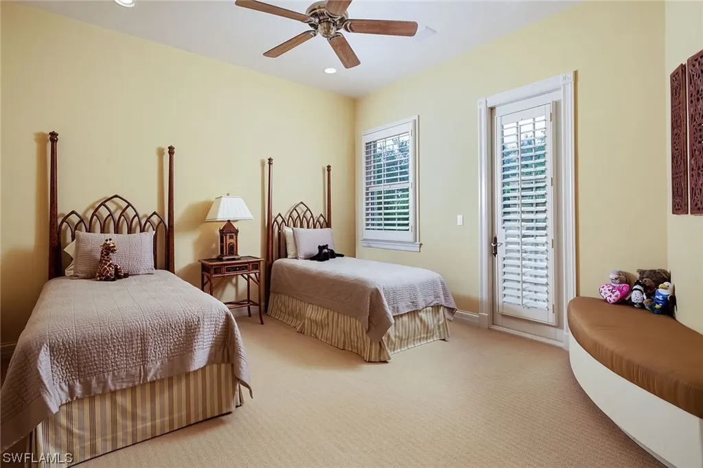 2702 Medallist Lane Naples FL 34109