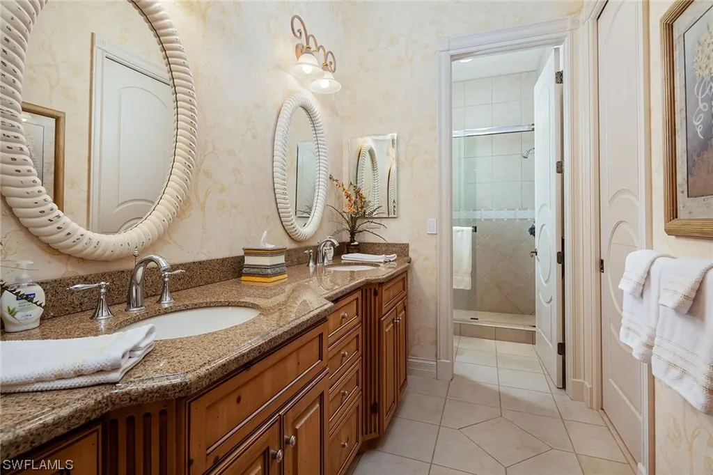 2702 Medallist Lane Naples FL 34109