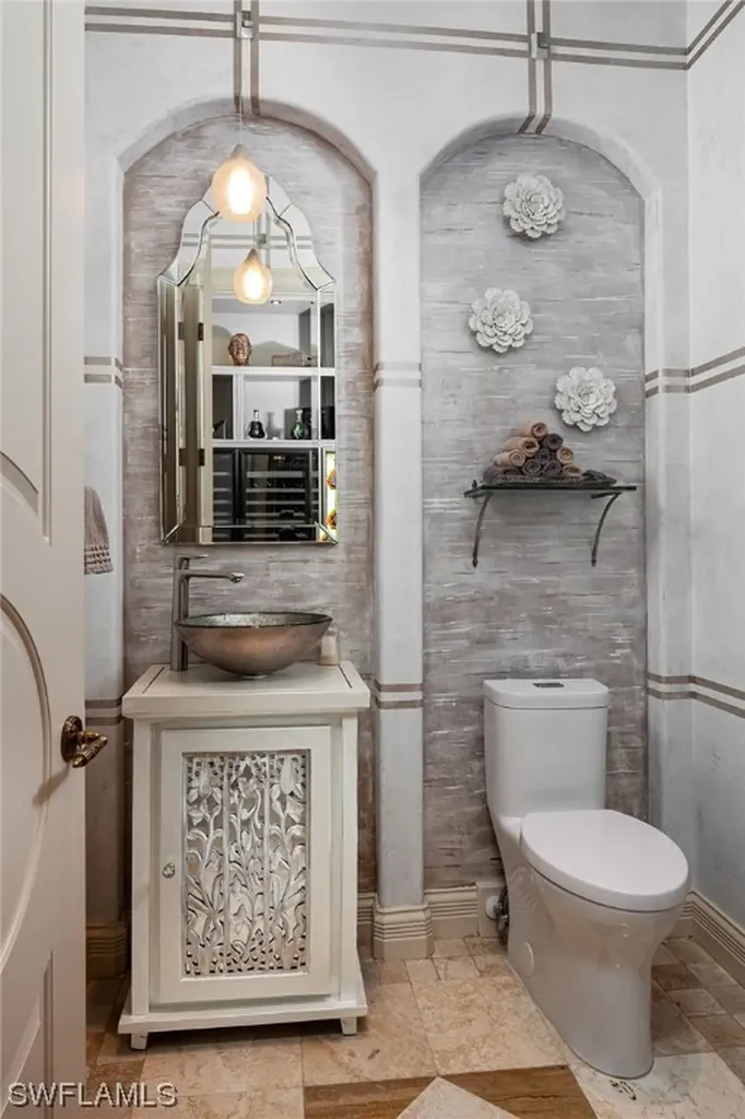 2702 Medallist Lane Naples FL 34109