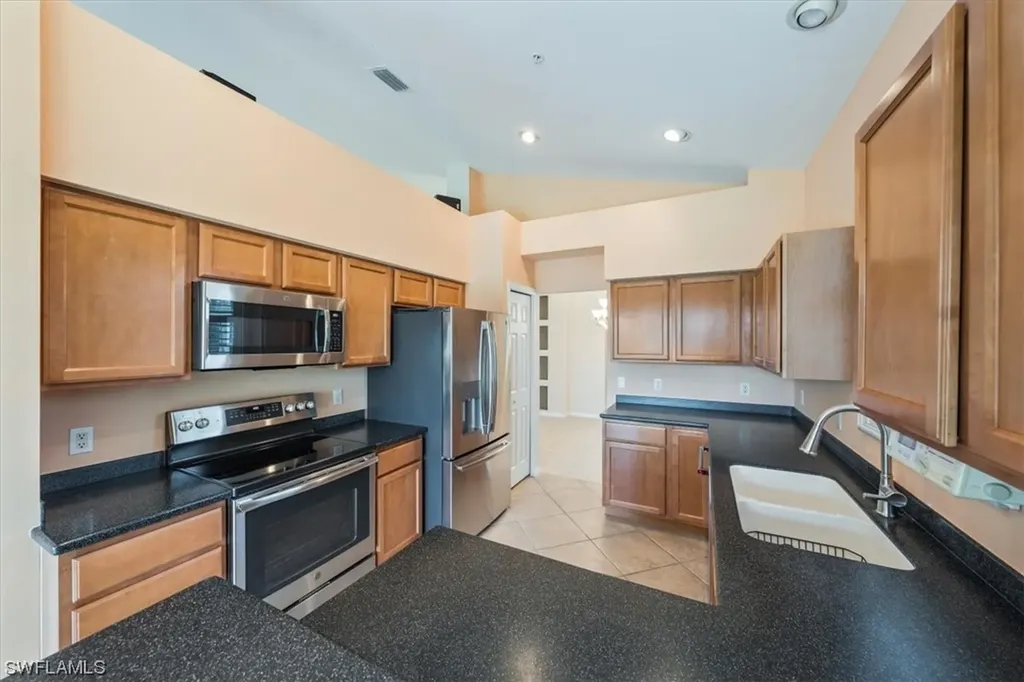 1600 Winding Oaks Way Naples FL 34109