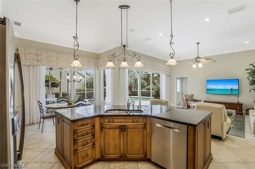 13142 Bridgeford Avenue Bonita Springs FL 34135