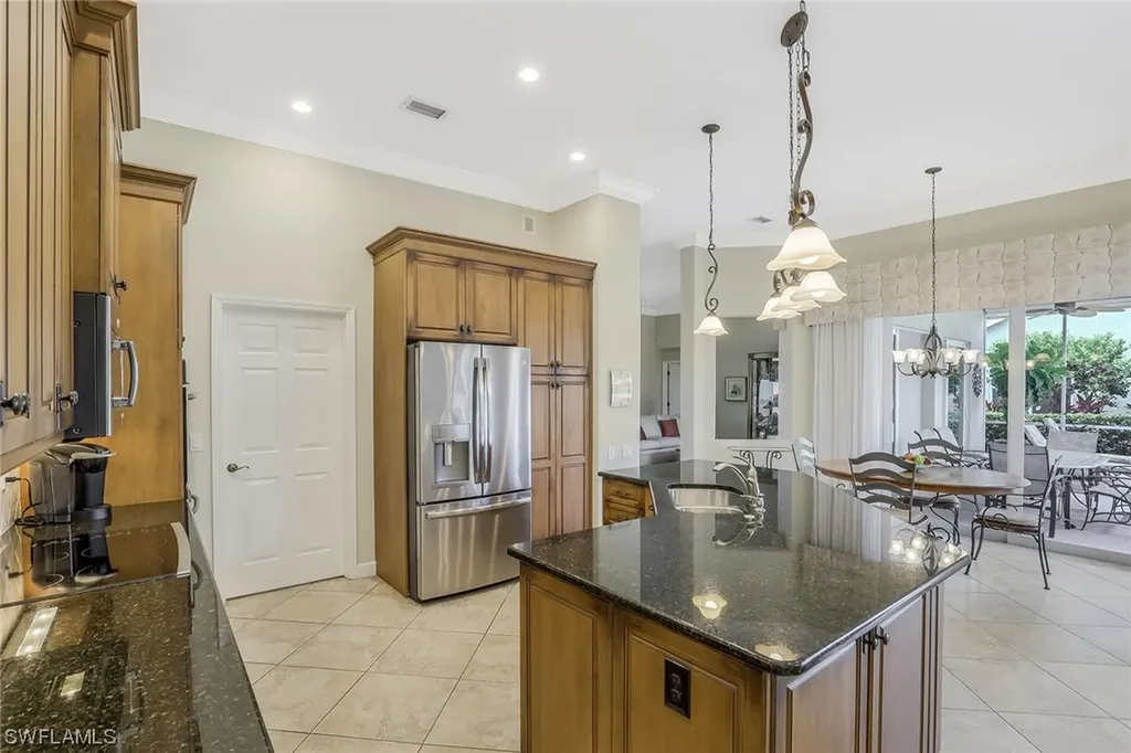 13142 Bridgeford Avenue Bonita Springs FL 34135