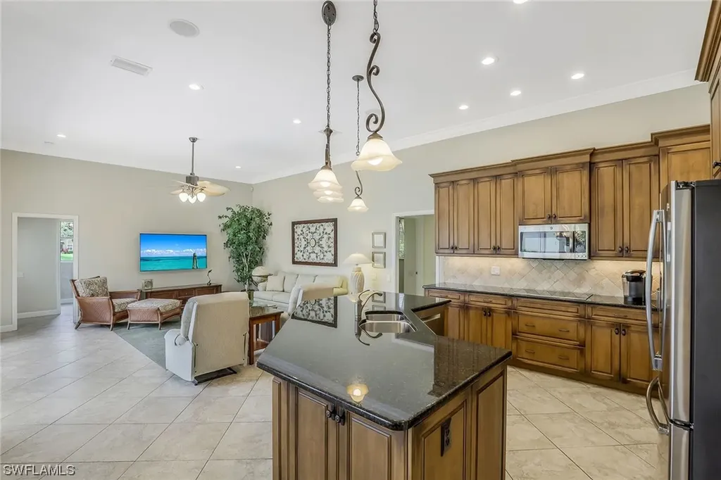13142 Bridgeford Avenue Bonita Springs FL 34135