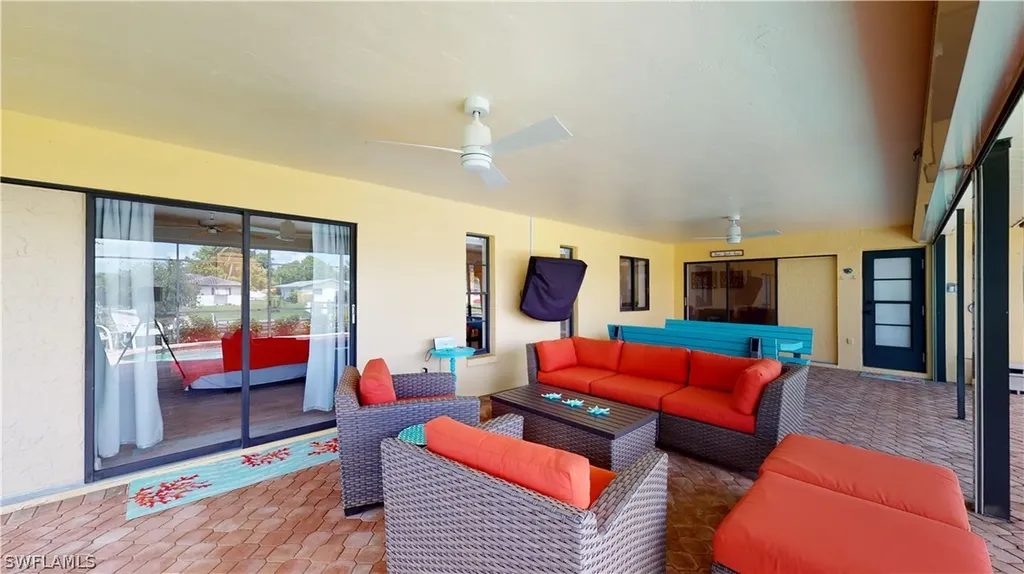 2514 SE 23rd Place Cape Coral FL 33904