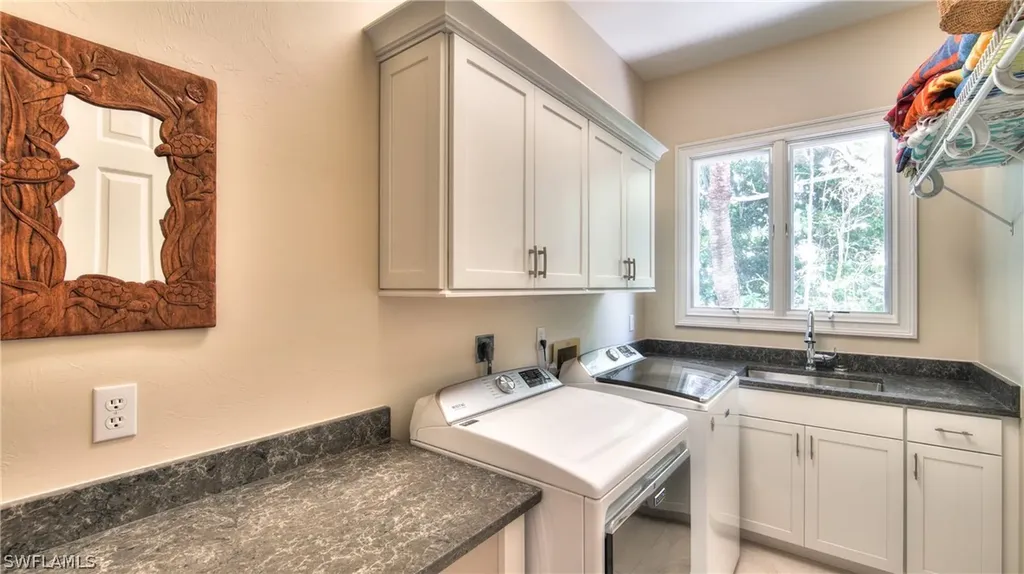 2367 Wulfert Road Sanibel FL 33957