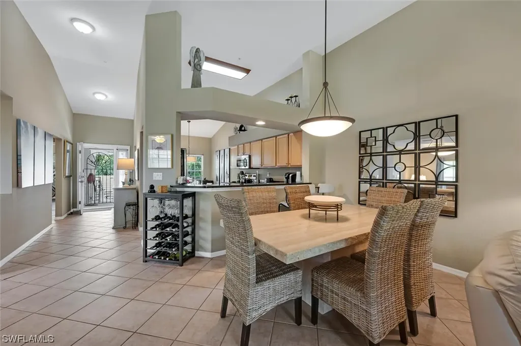 1930 Willow Bend Circle Naples FL 34109