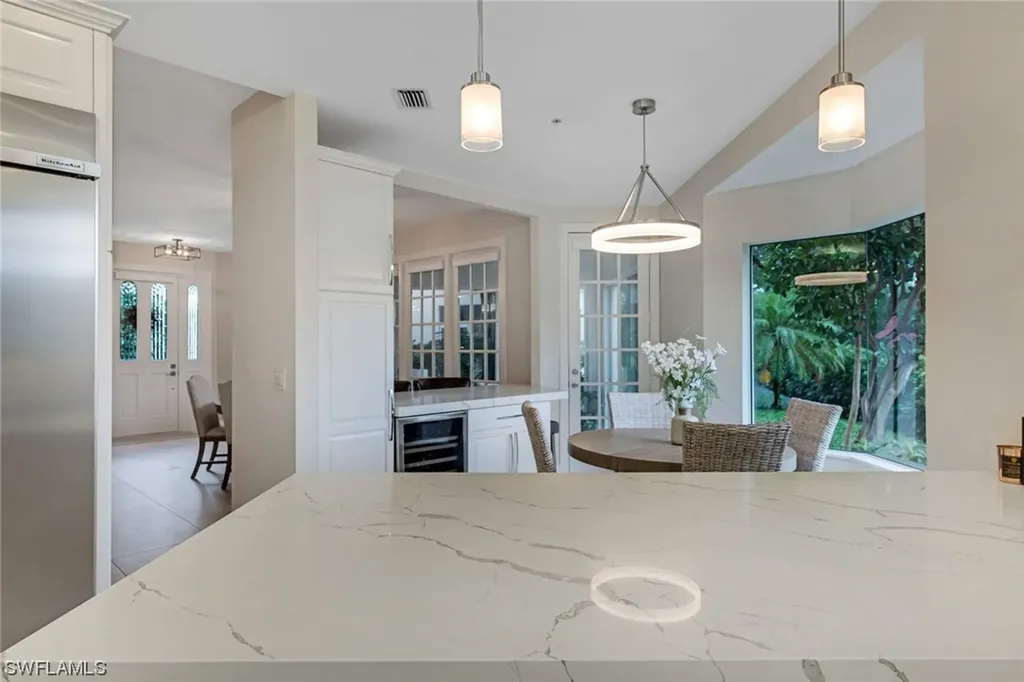 205 Colonade Circle Naples FL 34103