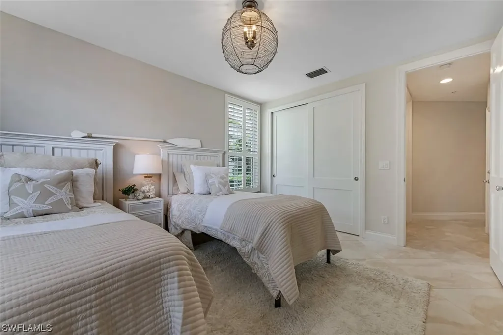 205 Colonade Circle Naples FL 34103