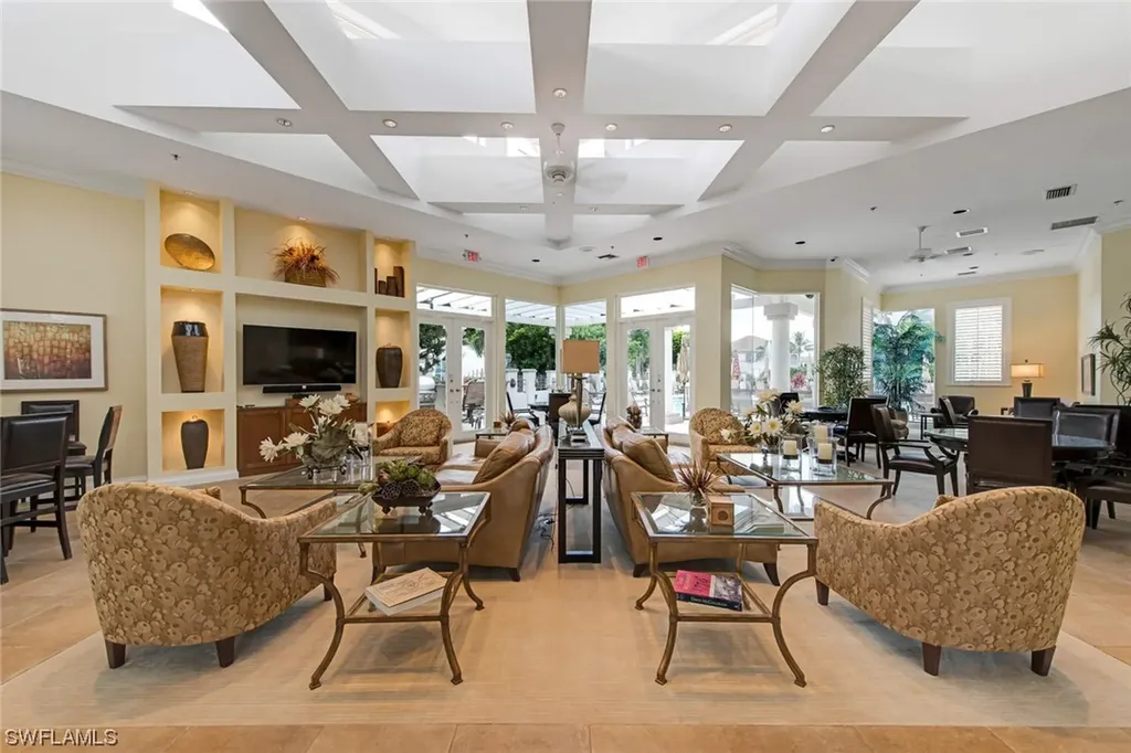 205 Colonade Circle Naples FL 34103