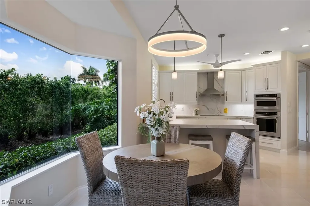 205 Colonade Circle Naples FL 34103