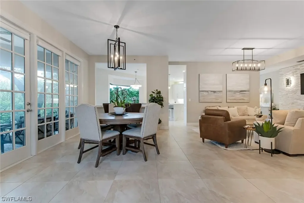 205 Colonade Circle Naples FL 34103