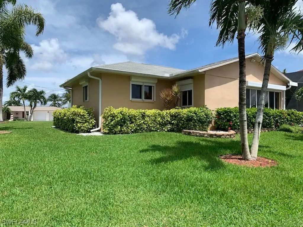 4906 Santa Monica Court Cape Coral FL 33904
