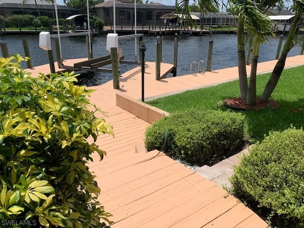 4906 Santa Monica Court Cape Coral FL 33904