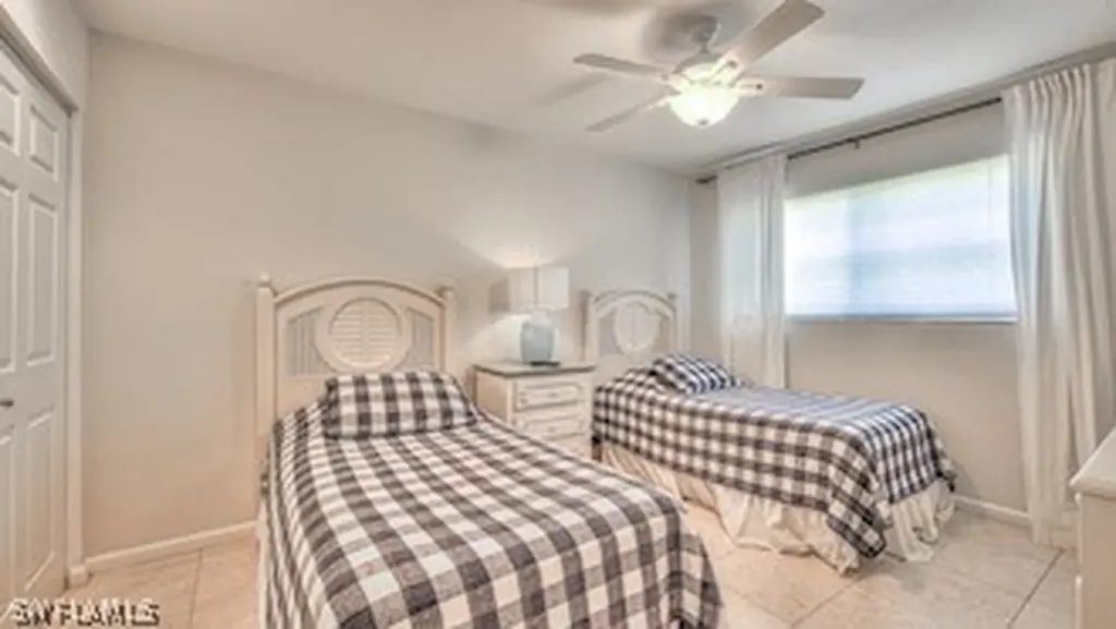 827 E Gulf Drive Sanibel FL 33957