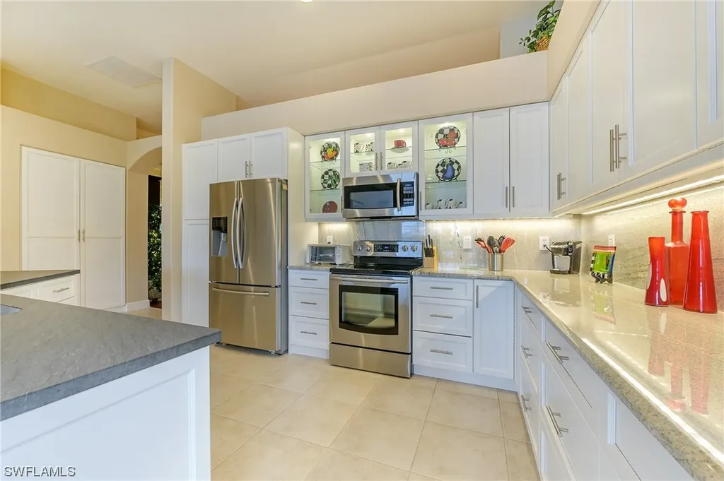 848 Villa Florenza Drive Naples FL 34119